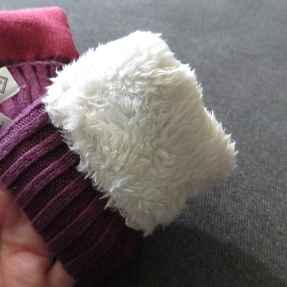 Vera Bradley Cranberry Red Knit Tech Gloves - Picture 4 of 7